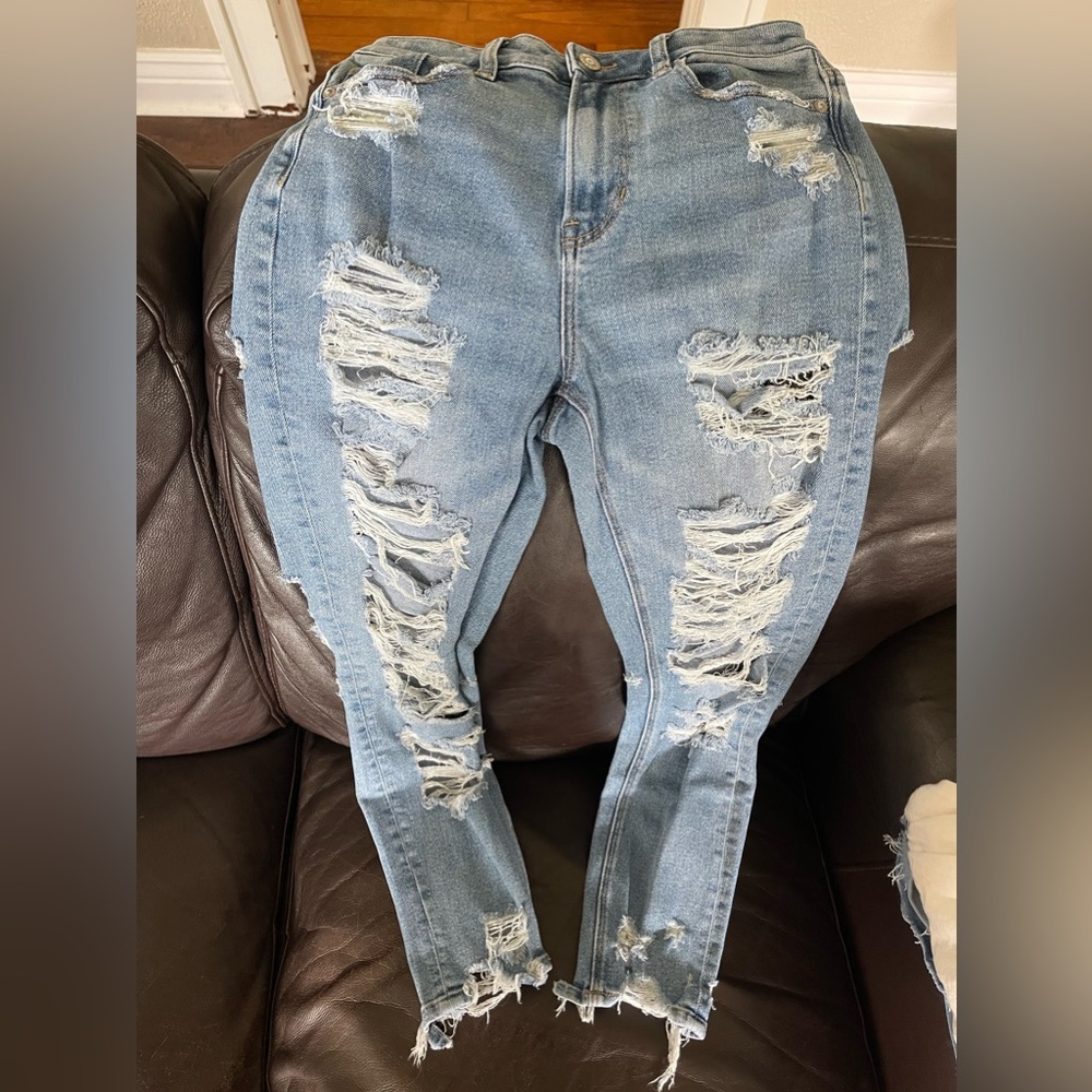 American Eagle Mom Jean (Stretch)